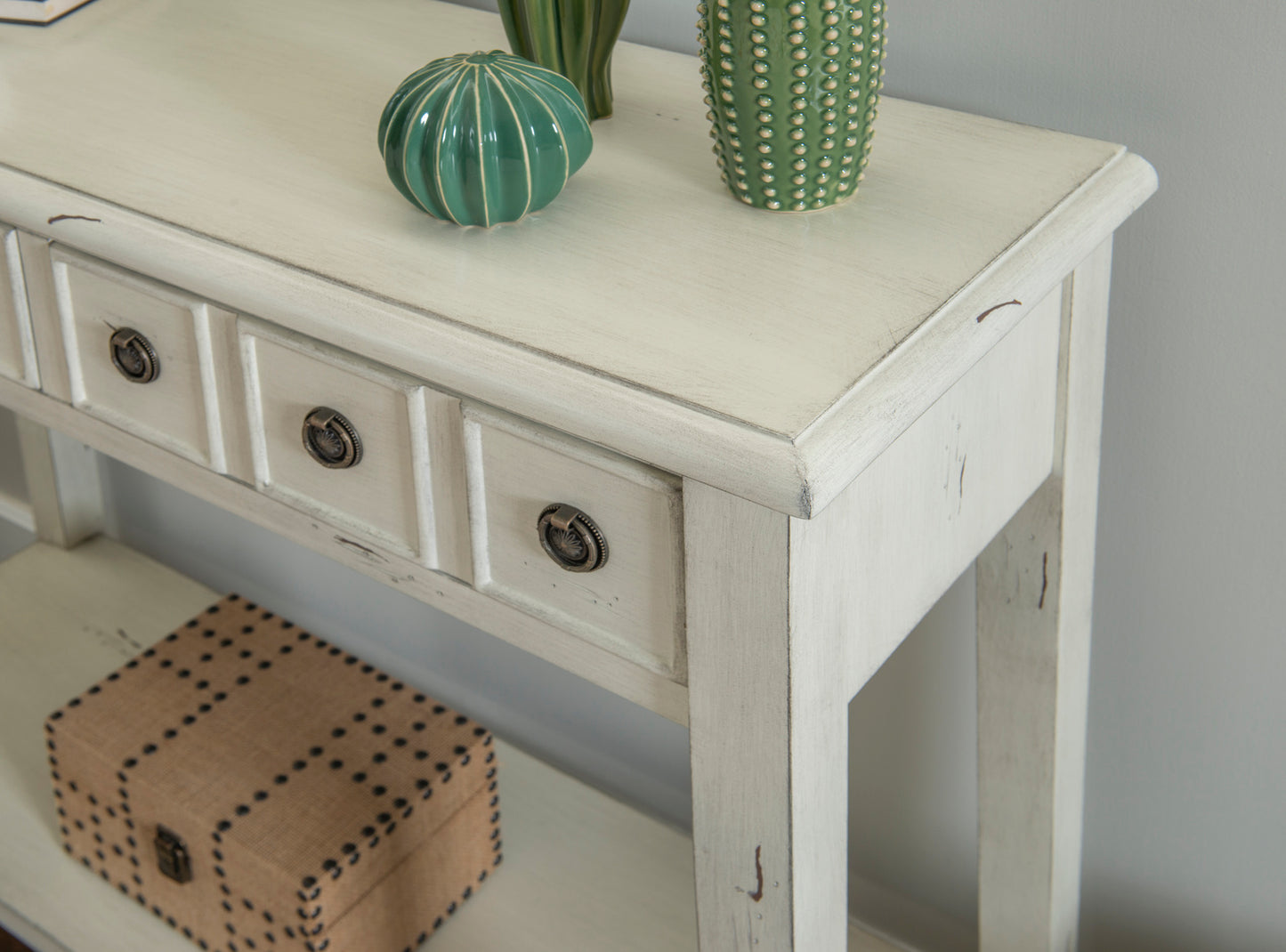 19A-P Small Cream Console